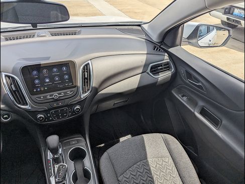 Used 2024 Chevrolet Equinox LT AWD/4WD image 28