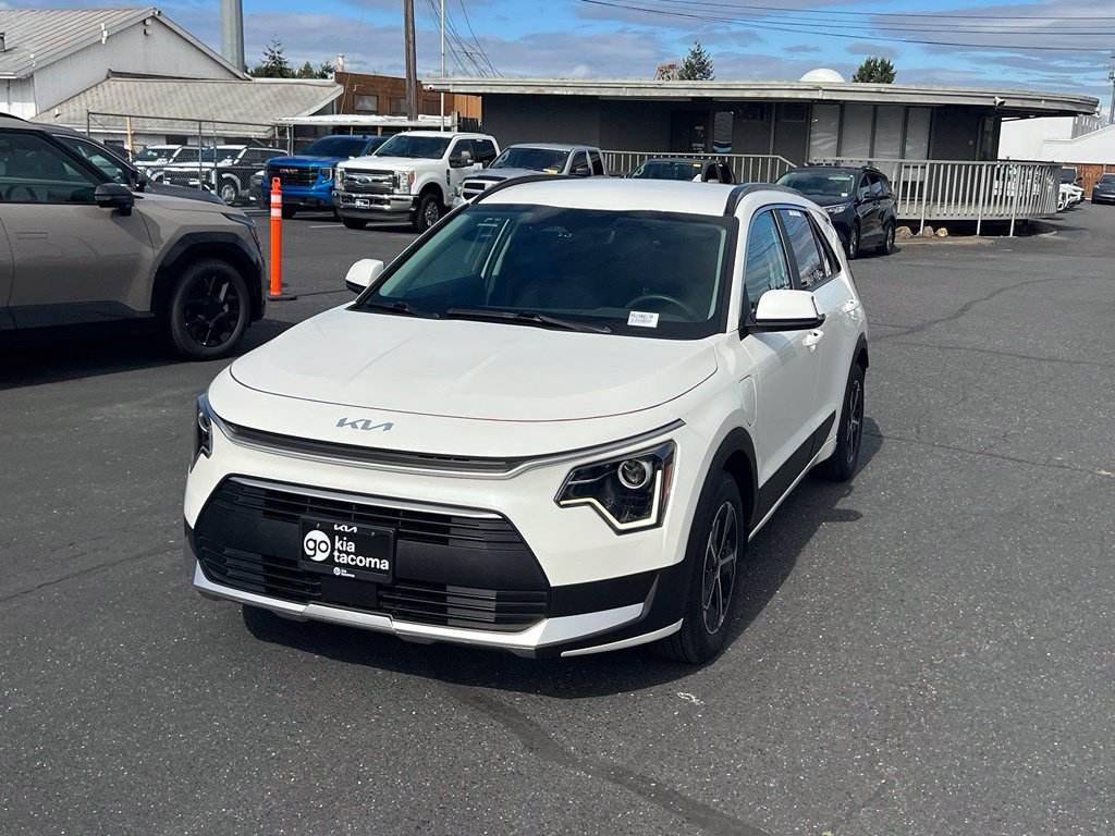Certified 2024 Kia Niro EX w/ EX Cold Weather Package FWD image 5