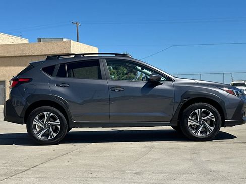 Used 2026 Subaru Crosstrek 2.5i Premium AWD/4WD image 2