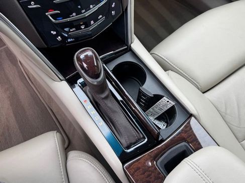 Used 2013 Cadillac XTS Luxury w/ Driver Awareness Package image 23