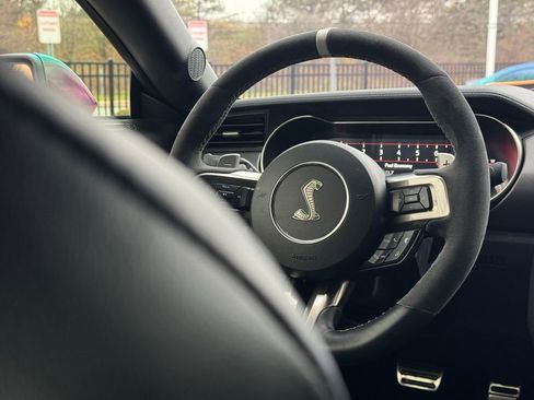 Used 2022 Ford Mustang Shelby GT500 w/ Technology Package image 81