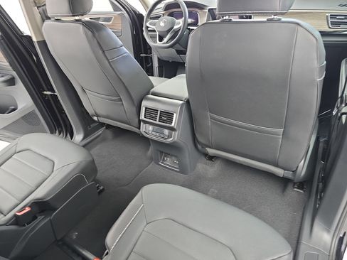 New 2026 Volkswagen Atlas SEL image 11