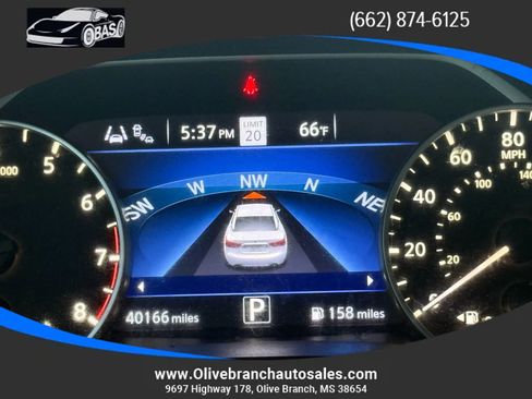 Used 2022 Nissan Maxima SV w/ Floor Mat Group FWD image 17