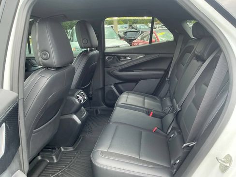 Used 2024 Chevrolet Blazer EV LT AWD/4WD image 33