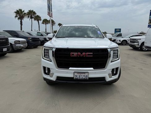 Used 2024 GMC Yukon XL SLE w/ Max Trailering Package AWD/4WD image 2