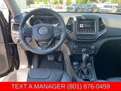 Used 2021 Jeep Cherokee Trailhawk w/ Technology Group AWD/4WD image 20