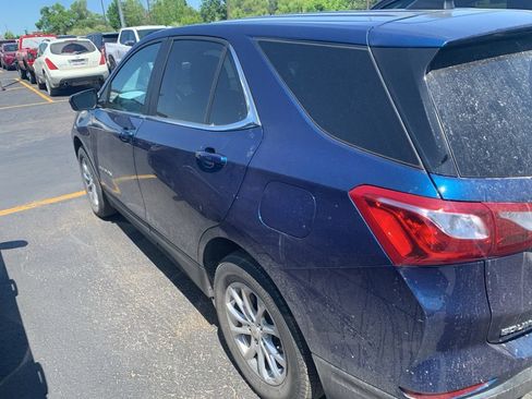 Used 2021 Chevrolet Equinox LT AWD/4WD image 9