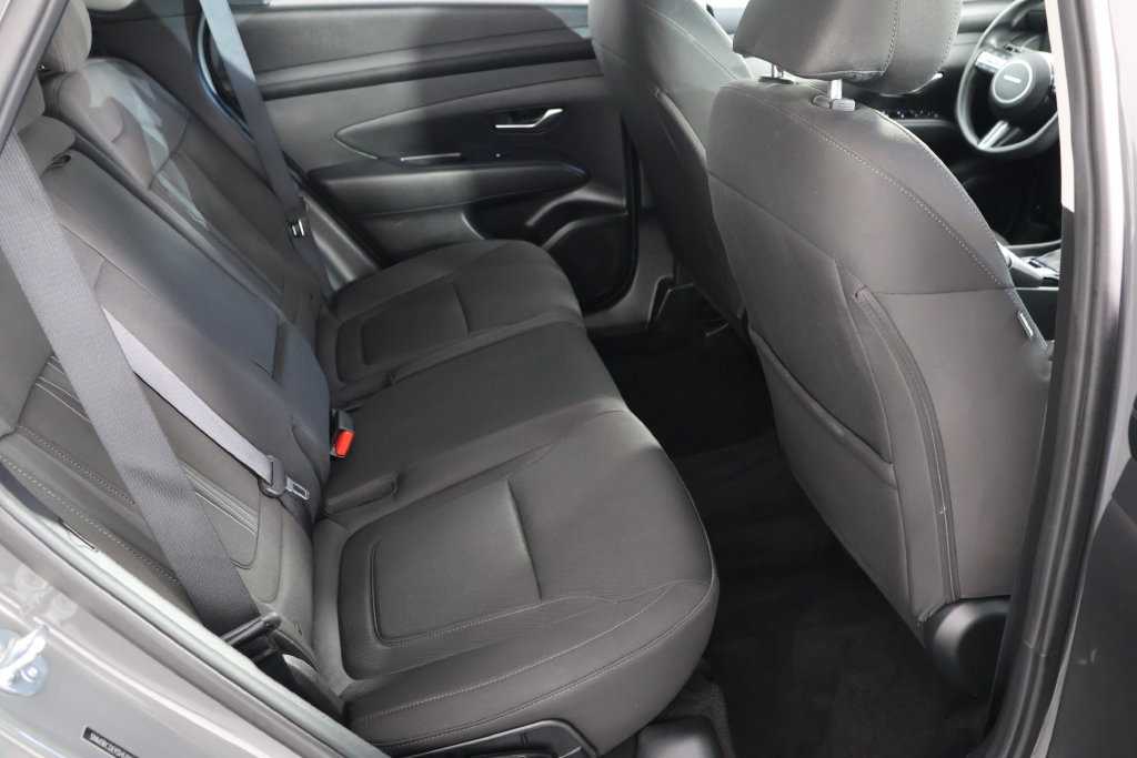 Used 2025 Hyundai Tucson SEL AWD/4WD image 22