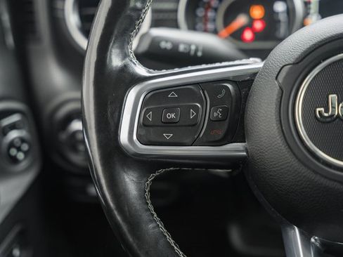 Used 2020 Jeep Gladiator Overland image 37