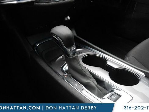 Used 2023 Chevrolet Malibu LT image 11