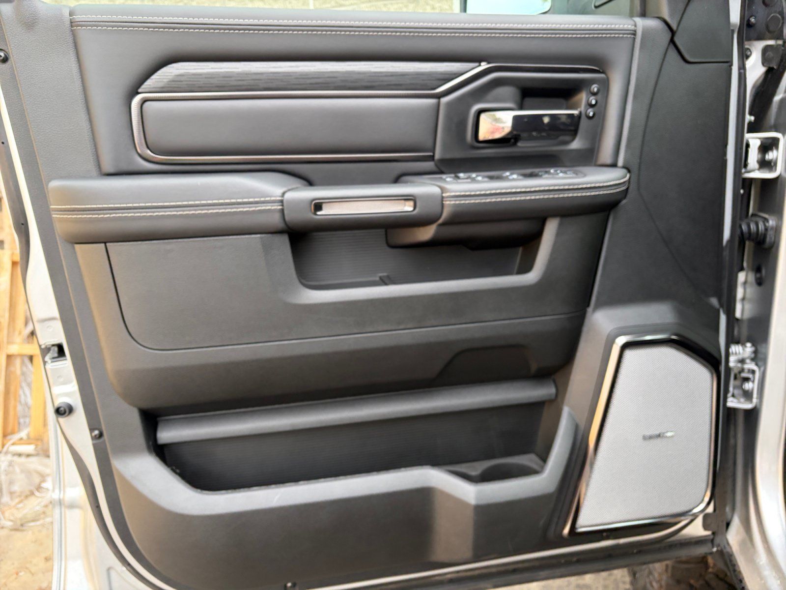 New 2026 RAM 2500 Rebel w/ Rebel Level 2 Equipment Group AWD/4WD image 9