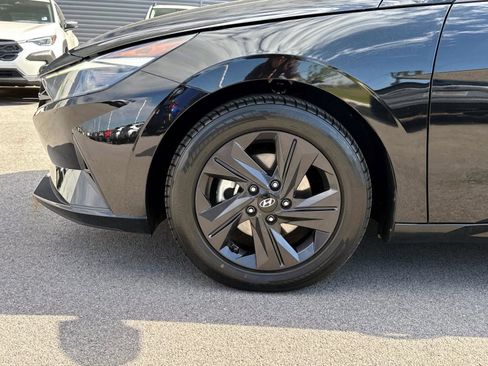 Used 2022 Hyundai Elantra SEL w/ Convenience Package image 12