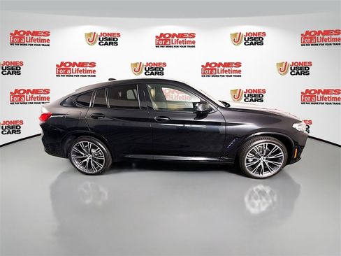 Used 2022 BMW X4 xDrive30i w/ M Sport Package 2 image 19