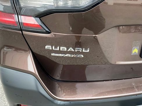 Used 2022 Subaru Outback Touring AWD/4WD image 7