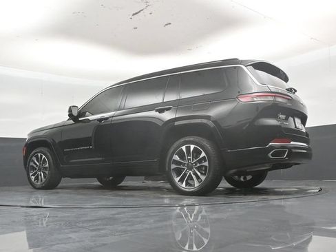 Used 2021 Jeep Grand Cherokee L Overland w/ Luxury Tech Group IV AWD/4WD image 57