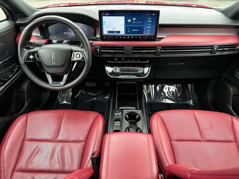 Used 2023 Lincoln Corsair Reserve w/ Equipment Group 201A image 12