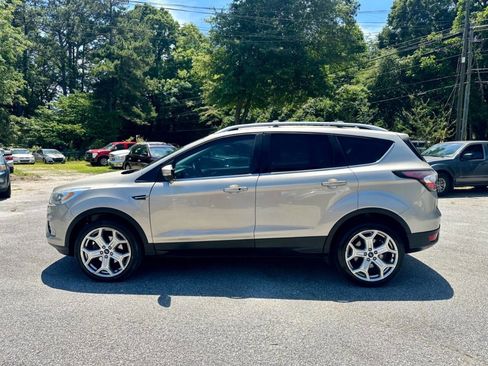 Used 2017 Ford Escape Titanium FWD image 4