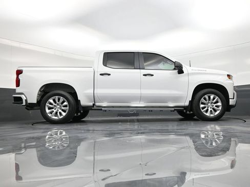 Used 2021 Chevrolet Silverado 1500 Custom w/ Custom Max Trailering Package AWD/4WD image 24