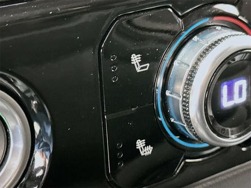 Used 2023 GMC Sierra 1500 Elevation w/ LPO, Elevation Black Package image 21