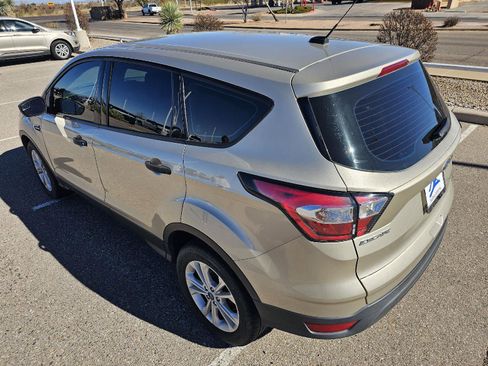 Used 2017 Ford Escape S image 22