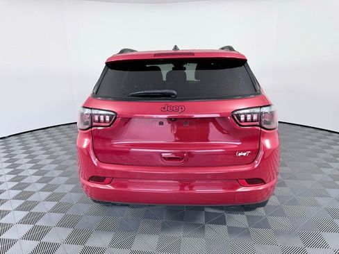 Used 2023 Jeep Compass Limited image 4