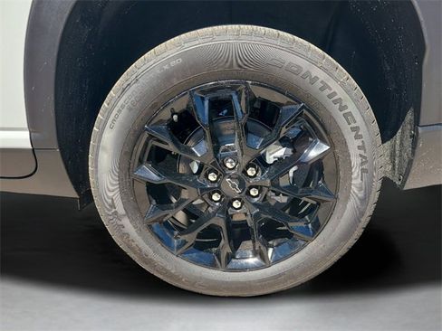 New 2026 Chevrolet Traverse LT w/ Midnight/Sport Edition image 12