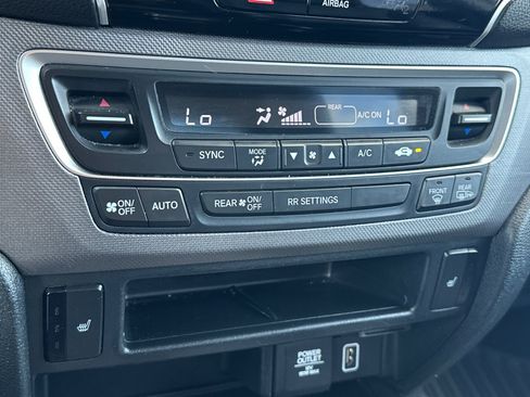 Used 2023 Honda Ridgeline RTL image 19