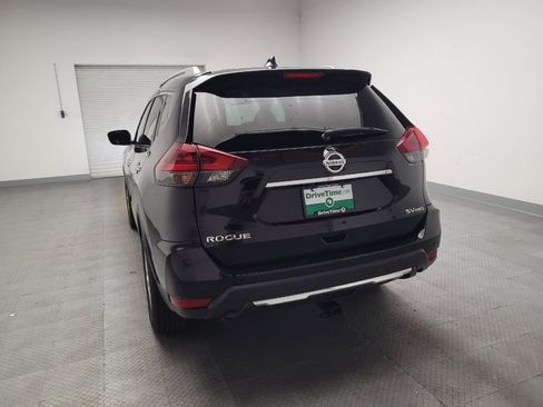 Used 2020 Nissan Rogue SV AWD/4WD image 6