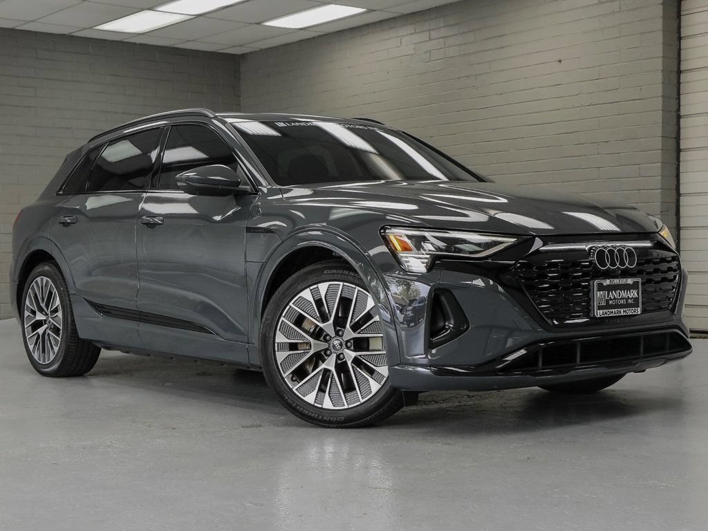 Used 2024 Audi Q8 e-tron Prestige w/ Prestige Package AWD/4WD image 1