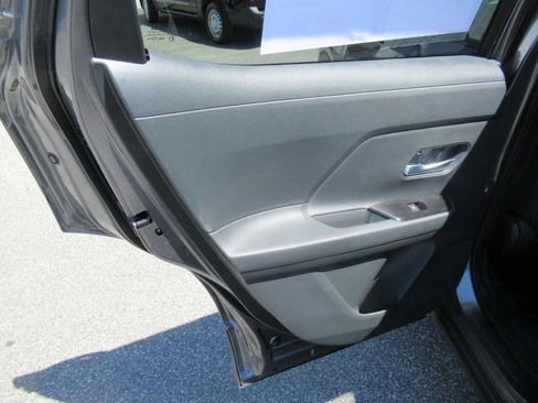Used 2026 Nissan Kicks SV w/ Cold Weather Package AWD/4WD image 16