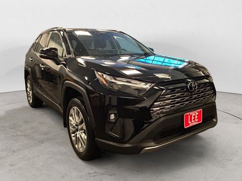 New 2025 Toyota RAV4 Limited image 7