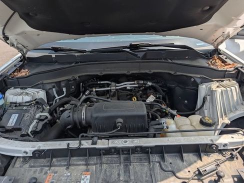 Used 2021 Ford Explorer XLT AWD/4WD image 10