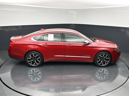 Used 2015 Chevrolet Impala LTZ FWD image 23