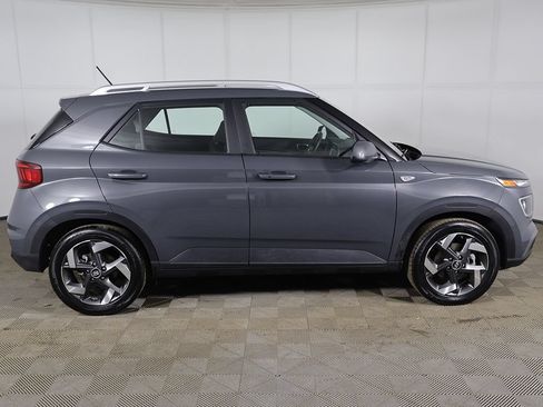 Certified 2026 Hyundai Venue SEL FWD image 13