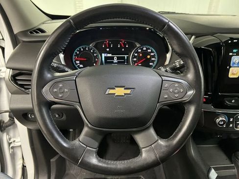 Used 2019 Chevrolet Traverse LT FWD image 11