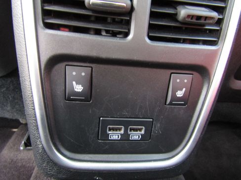 Used 2019 Dodge Charger Scat Pack w/ Technology Group image 18