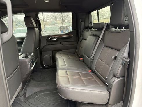 Certified 2022 Chevrolet Silverado 1500 High Country w/ High Country Premium Package image 25