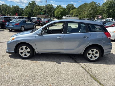 Used 2004 Toyota Matrix XR AWD/4WD image 4