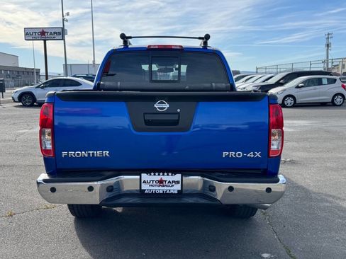 Used 2015 Nissan Frontier PRO-4X image 4