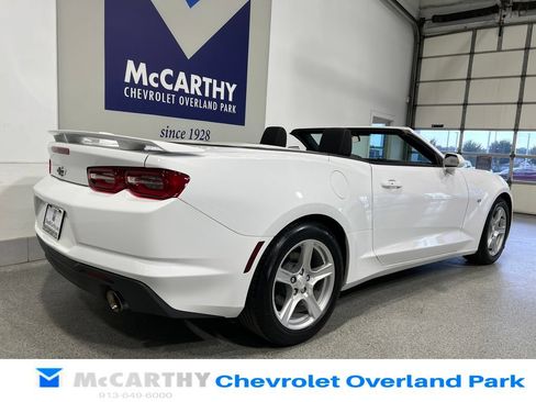 Used 2024 Chevrolet Camaro LT w/ Technology Package RWD image 5