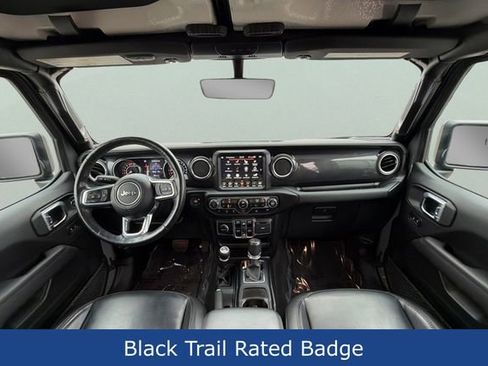 Used 2021 Jeep Wrangler Unlimited Sahara image 32