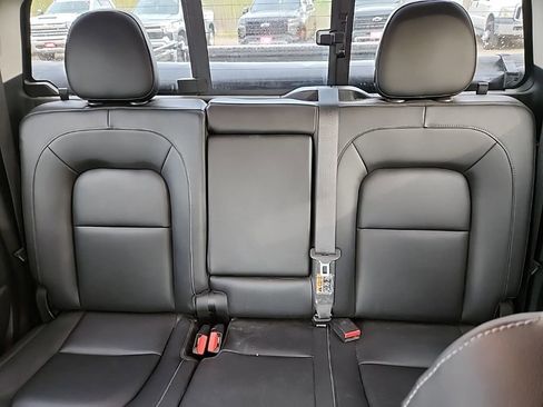Used 2016 Chevrolet Colorado LT w/ Luxury Package, Chrome AWD/4WD image 28