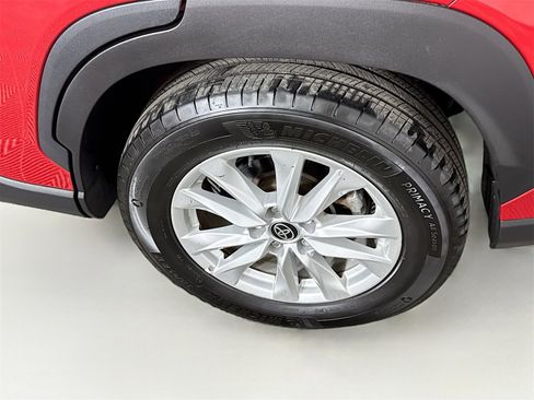 Certified 2023 Toyota Corolla Cross LE w/ Moonroof Package image 24