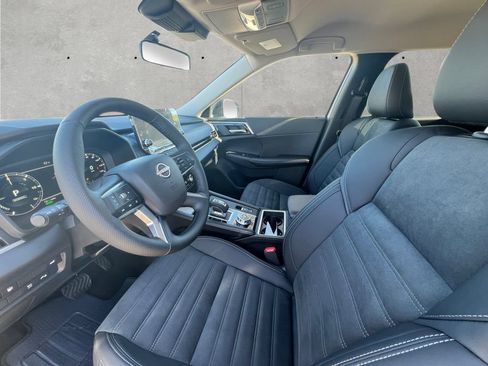 New 2026 Nissan Rogue SL AWD/4WD image 20