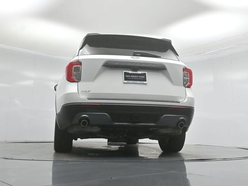 Used 2023 Ford Explorer XLT w/ Equipment Group 202A RWD image 48