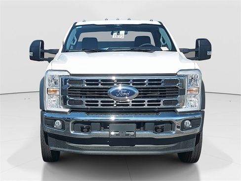 New 2023 Ford F550 4x4 Regular Cab Super Duty image 2