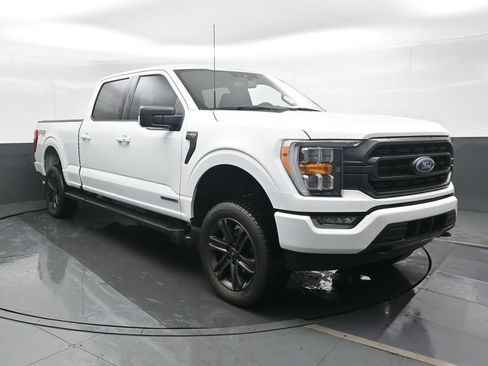 Used 2022 Ford F150 XLT w/ Equipment Group 302A High AWD/4WD image 6
