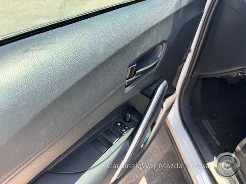 Used 2025 Toyota Corolla Cross AWD Hybrid image 10