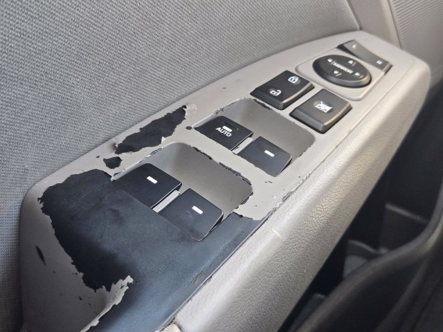 Used 2018 Hyundai Elantra Value Edition FWD image 17