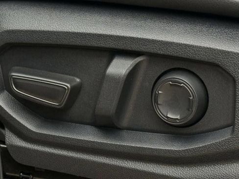 Certified 2025 Toyota Tacoma TRD Pro image 17